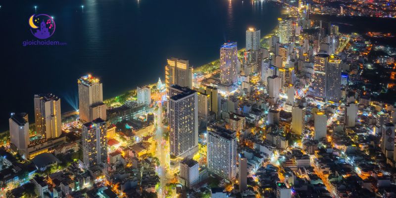 Cảnh Nha Trang Về Đêm