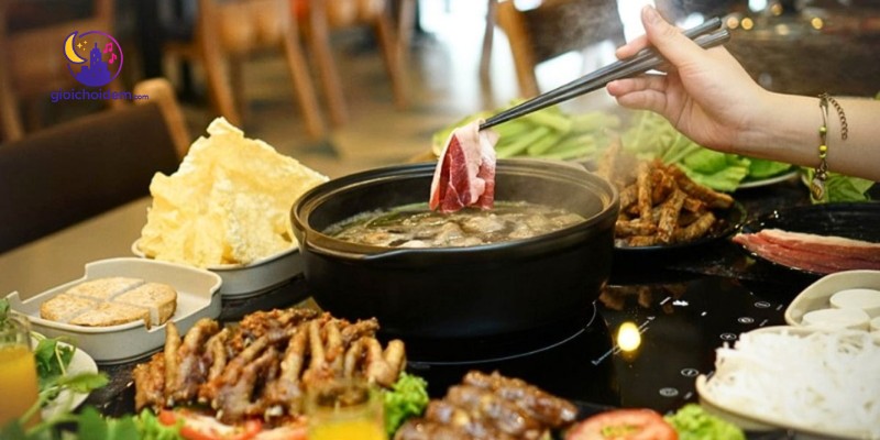 Lẩu Đêm Sài Gòn