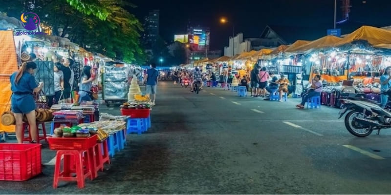 Chợ đêm Sài Gòn