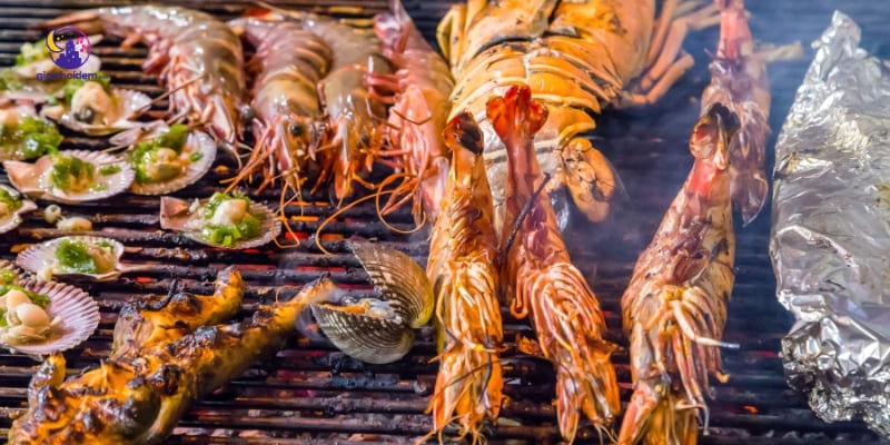 Tổ chức tiệc nướng BBQ trên biển